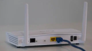 Router router (Photo by compare fibre on unsplash)